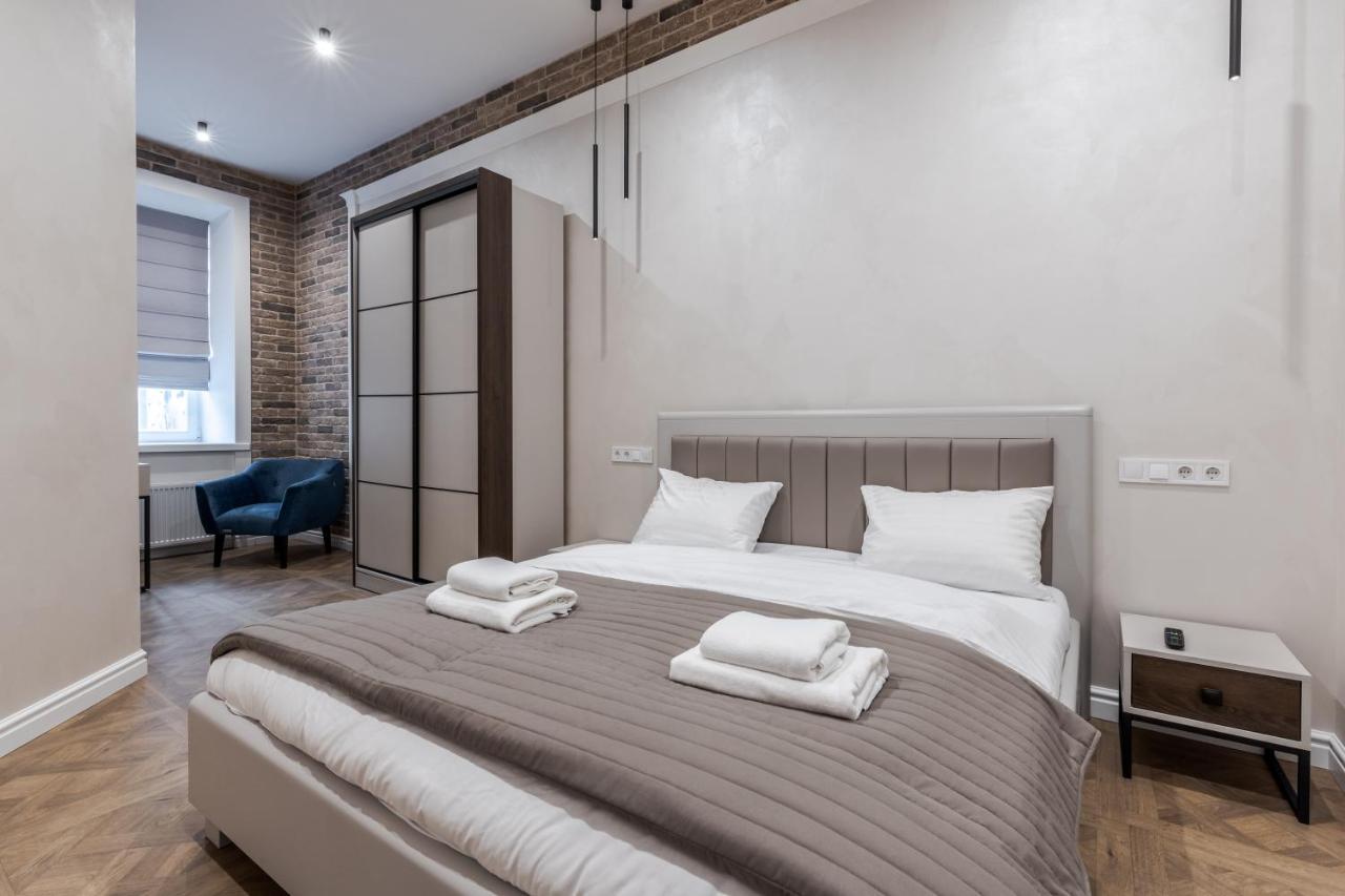 View On Rynok Square Apartments Lemberg Exterior foto